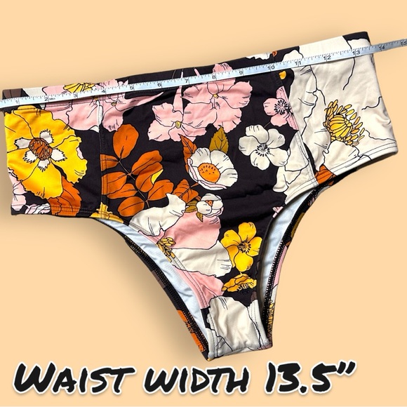 🎉HP🎉 EUC Quicksilver Retro Floral Rash Guard and Bikini Bottom Set. Size Small - Picture 6 of 14